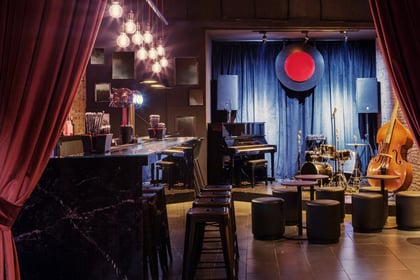 img-jazz_bar_setup